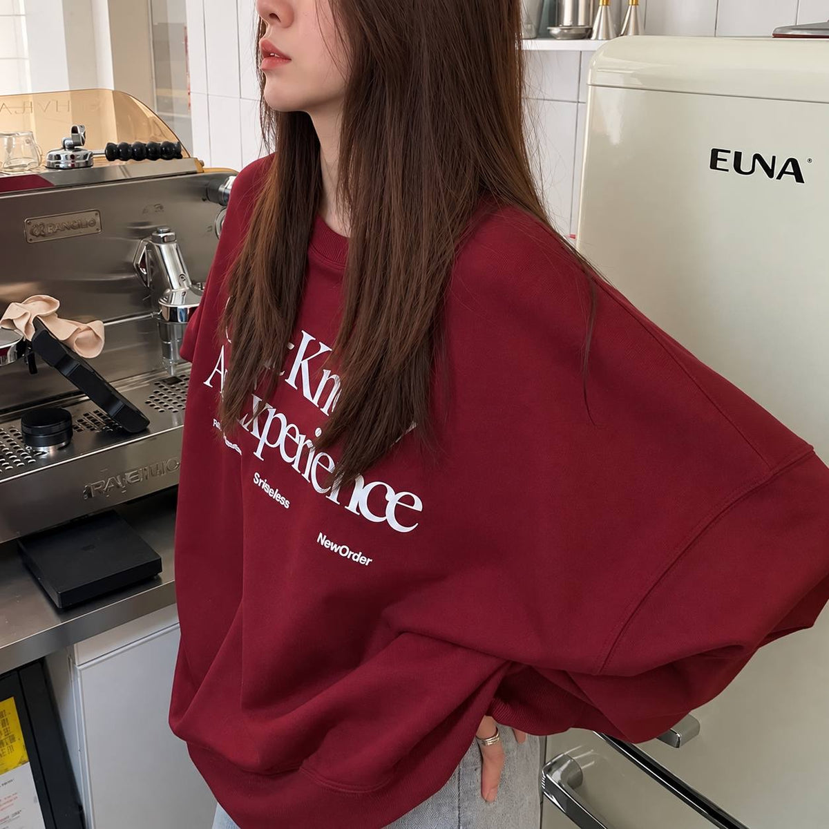 Letter Print Sweatshirt With Ribbed Trim And Relaxed Fit – Burgundy