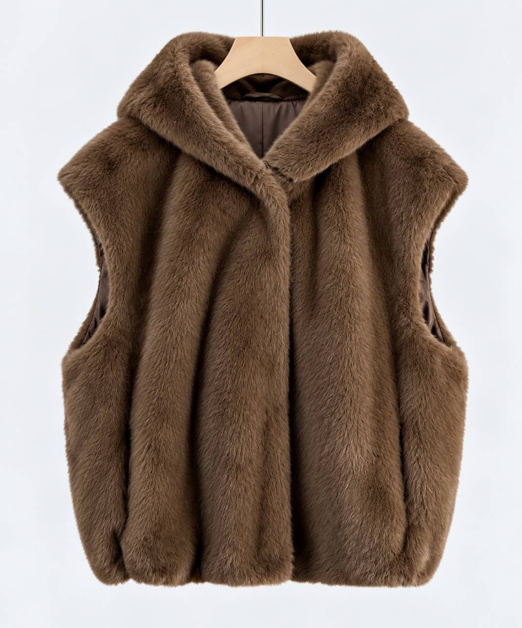 Plush Sleeveless Vest With Generous Hood And Side Pockets – Brown