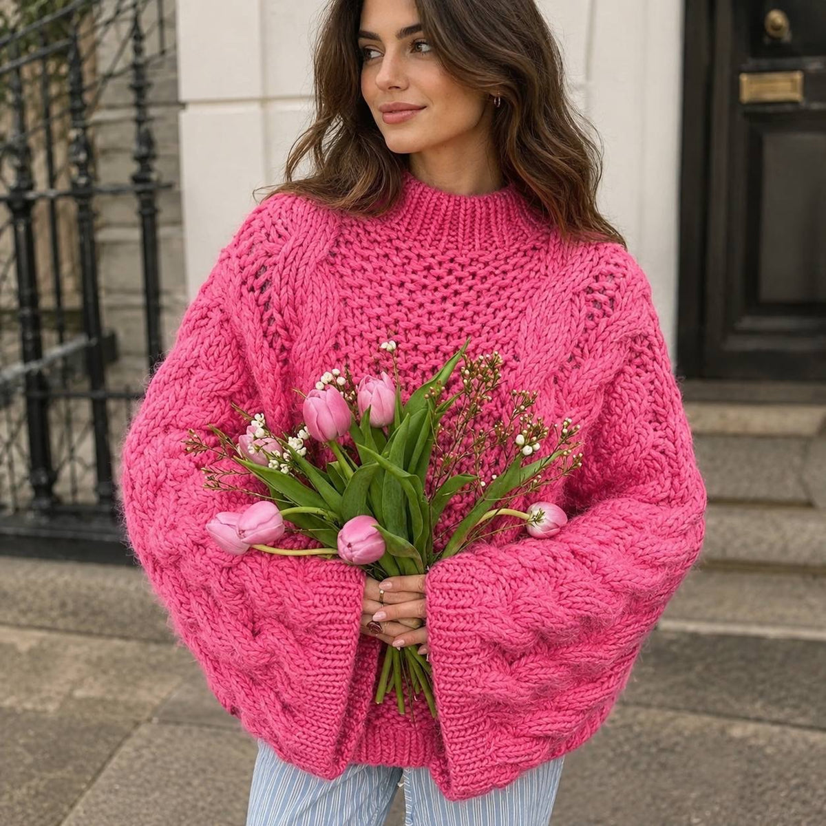 Relaxed Cable Knit Sweater With Ribbed Round Neckline – Pink