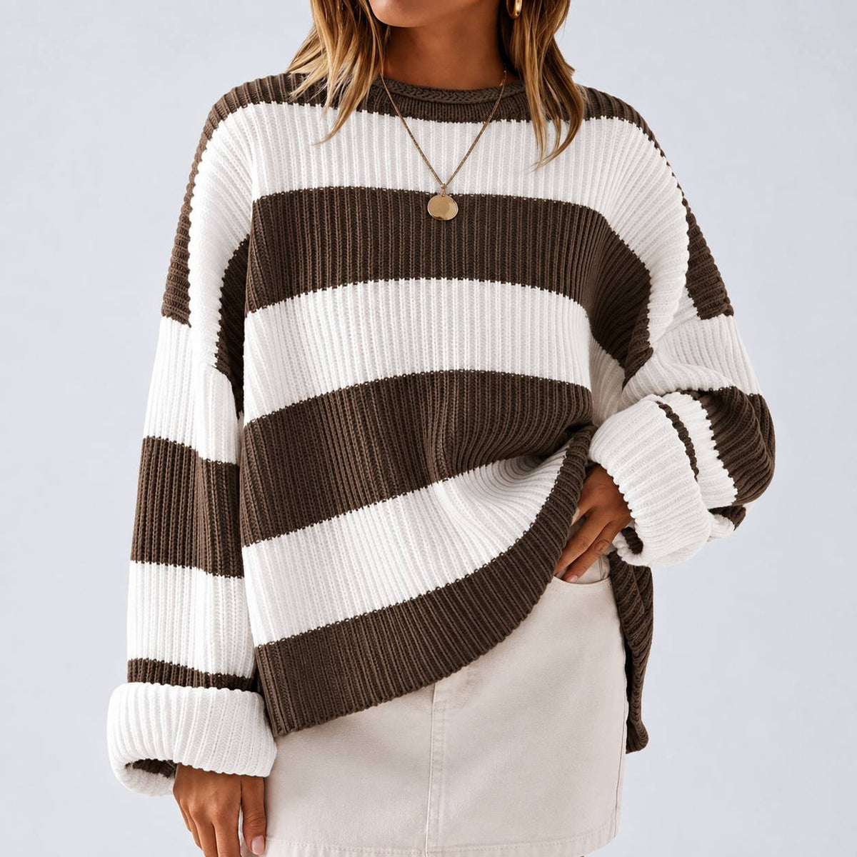Ribbed Sweater With Wide Stripes And Crew Neckline – Brown And White Stripe