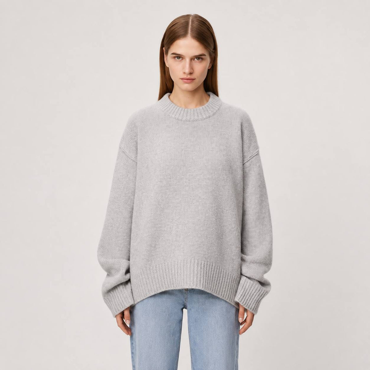 Relaxed Long Sleeve Sweater With Ribbed Crew Neck – Light Grey