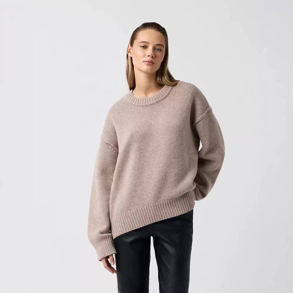 Relaxed Long Sleeve Sweater With Ribbed Crew Neck – Taupe