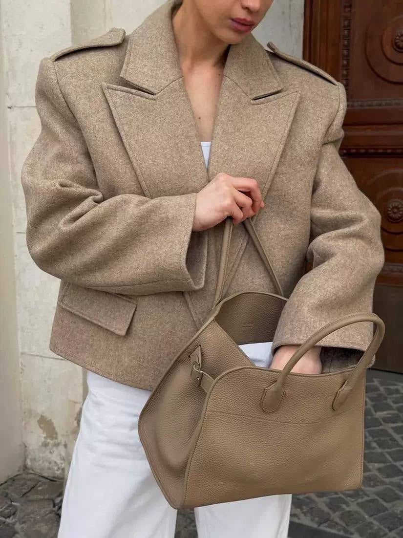 Relaxed Short Jacket With Wide Notched Lapels – Beige