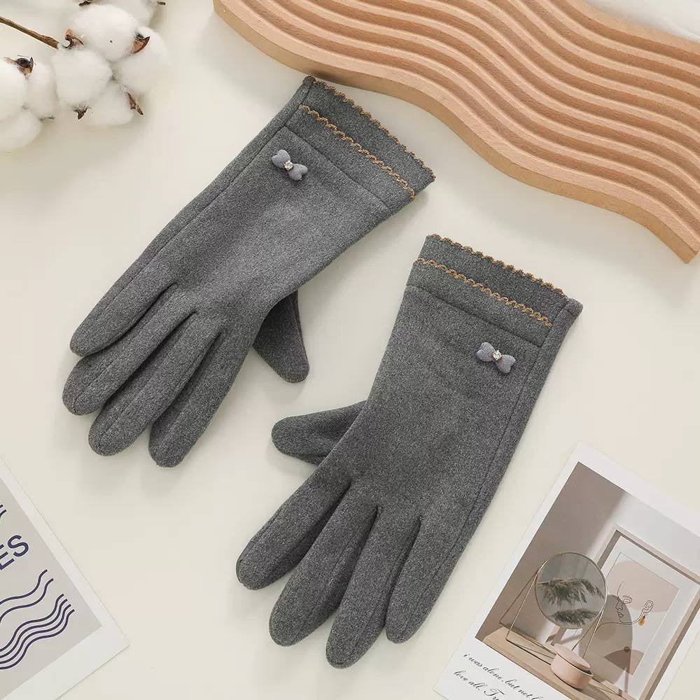 Full-Finger Gloves With Bow Accents And Scalloped Trim – Grey
