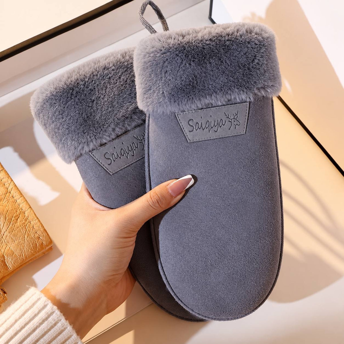 Textured Winter Mittens With Fluffy Cuffs And Patch Accents – Grey