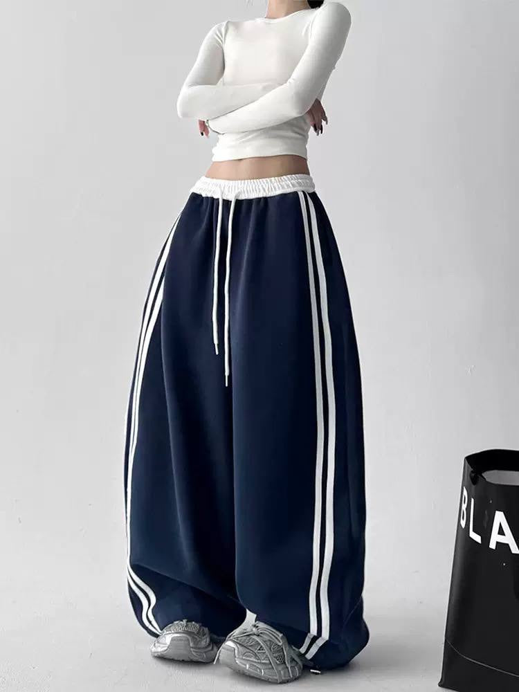Contrast-Trim Track Pants With A Generous Wide Leg – Navy Striped