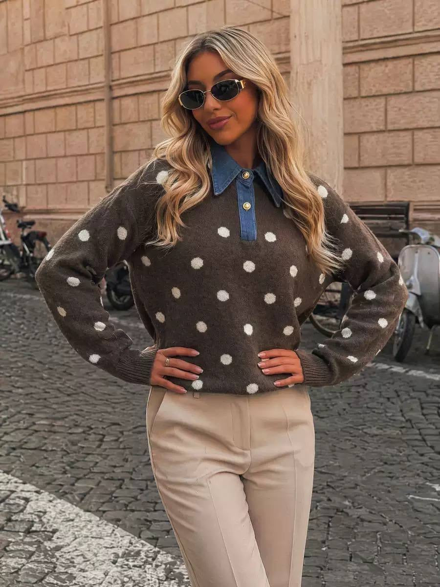 Relaxed Polka Dot Sweater With Buttoned Collared Neckline – Brown Polka Dot