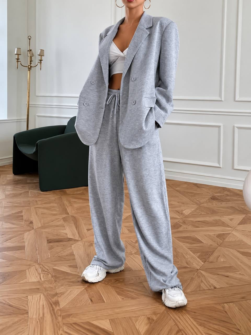 Relaxed Notched-Lapel Blazer and Wide-Leg Pants Set – Light Grey