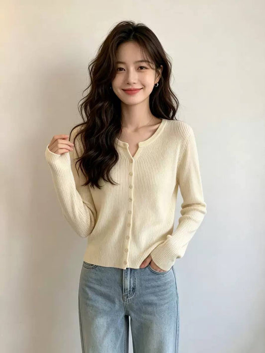Notched Neck Cardigan With Ribbing And Tonal Buttons – Cream