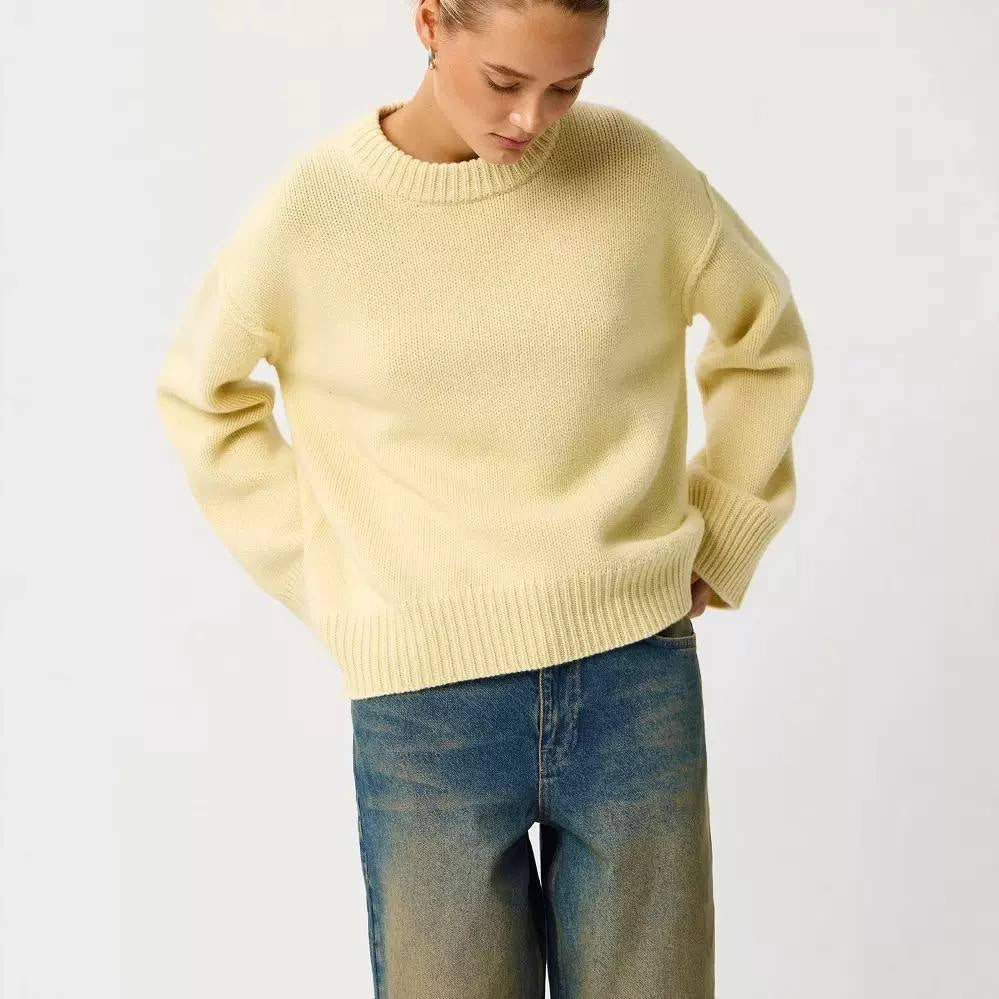 Relaxed Long Sleeve Sweater With Ribbed Crew Neck – Pale Yellow
