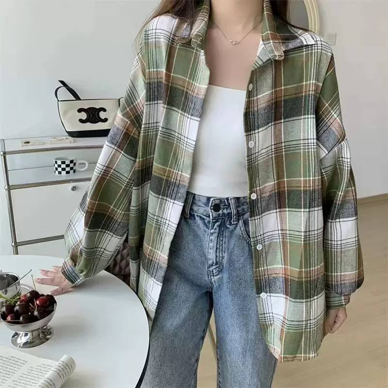 Relaxed Plaid Collared Shirt With Gathered Long Sleeves – Green Plaid
