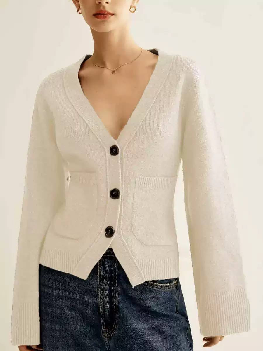 Shaped Waist Cardigan With Patch Pockets and Ribbed Cuffs – Cream
