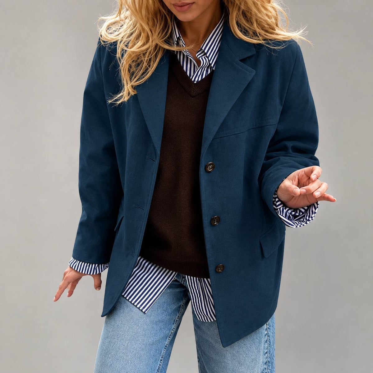 Longline Three-Button Blazer With Flap Pockets – Blue