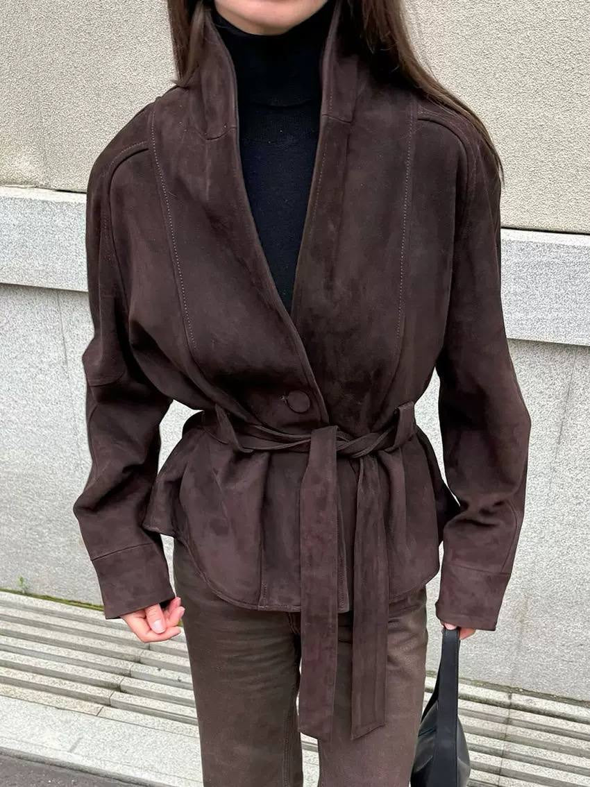 Curved-Hem Jacket With Wide Collar and Belted Waist – Brown