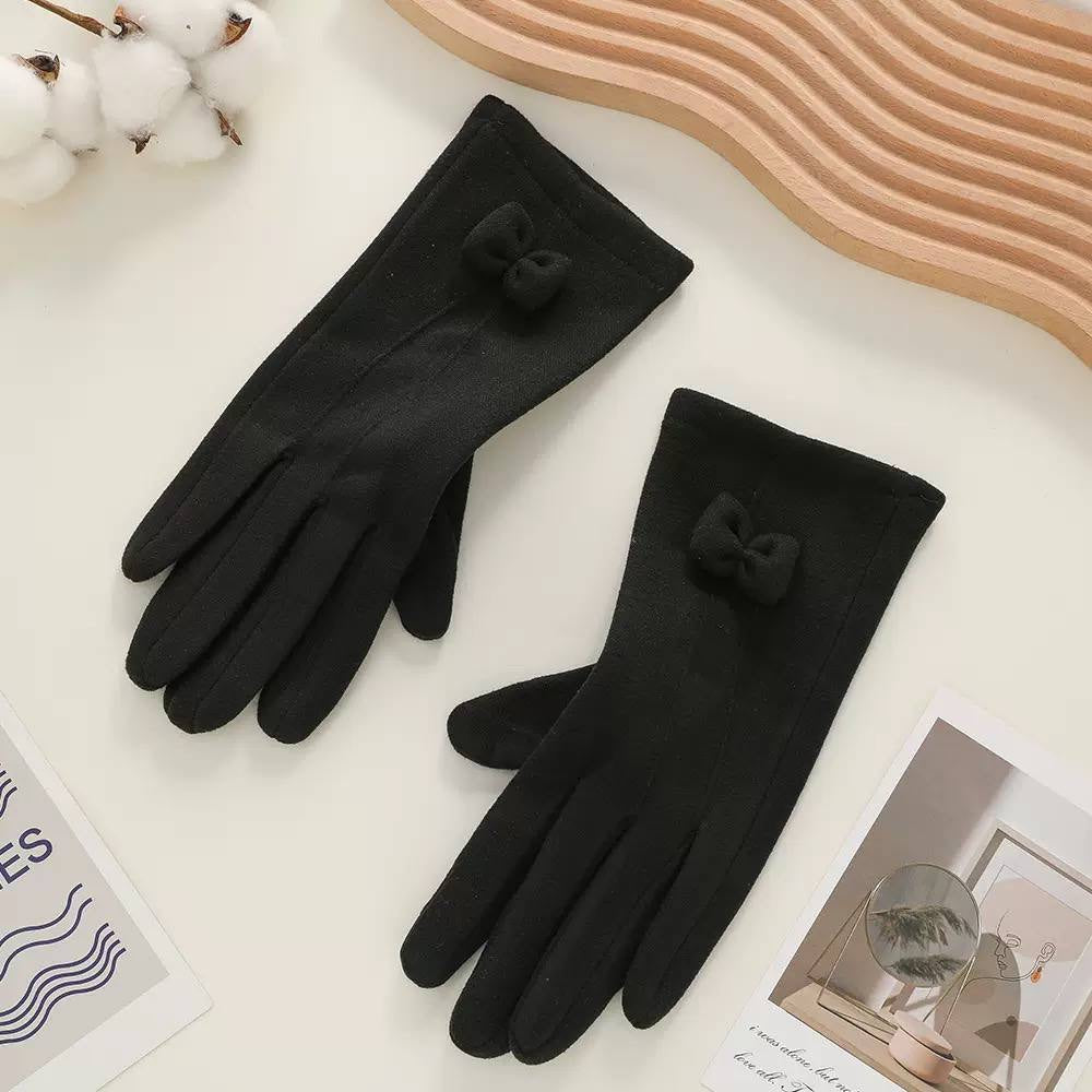Bow-Accented Full-Finger Gloves With Neatly Stitched Cuffs – Black