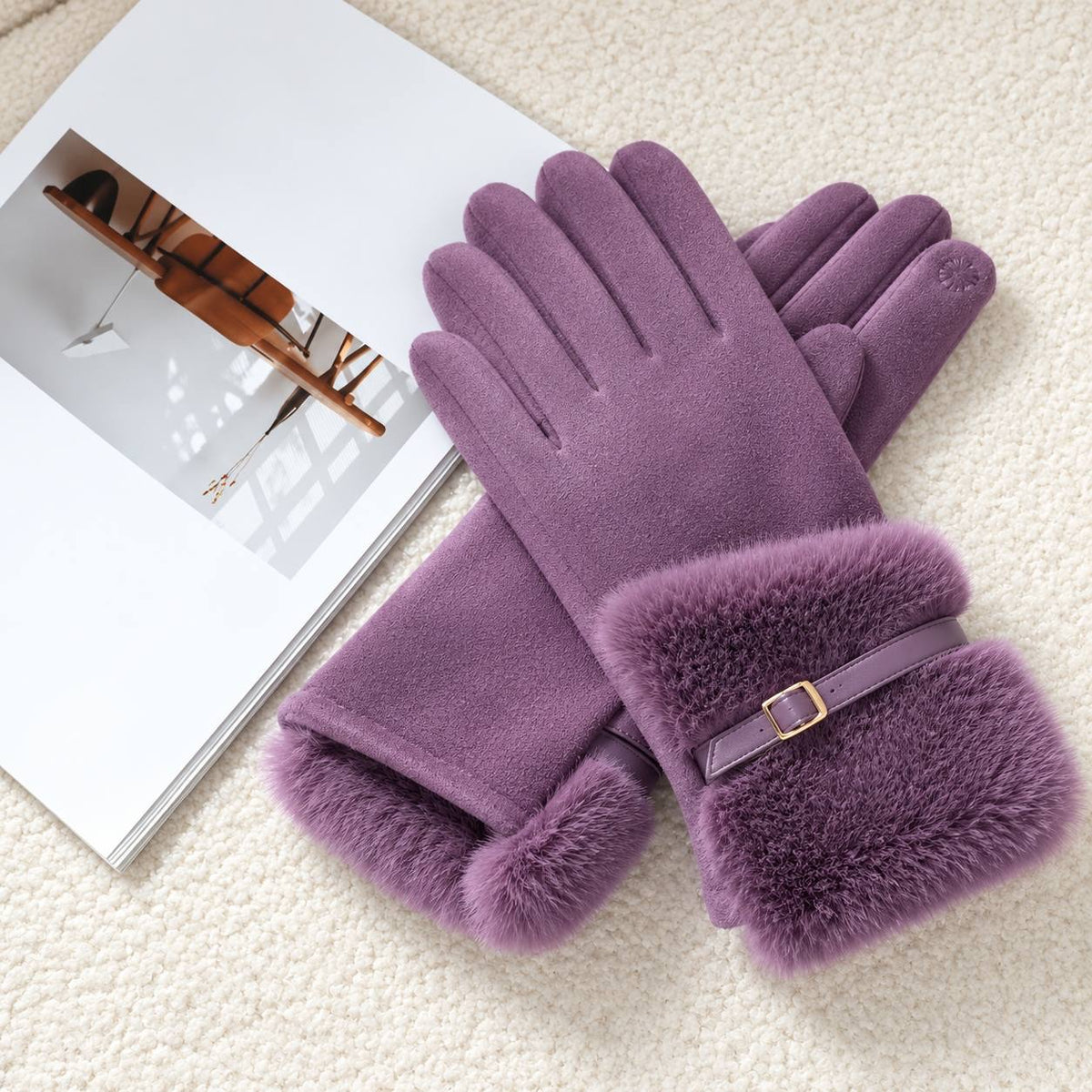 Buckled Winter Gloves With Deep Fluffy Wrist Cuffs – Purple