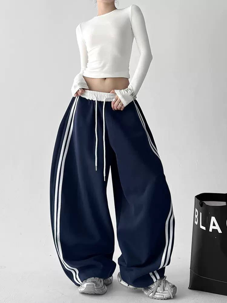Contrast-Trim Track Pants With A Generous Wide Leg – Navy Striped