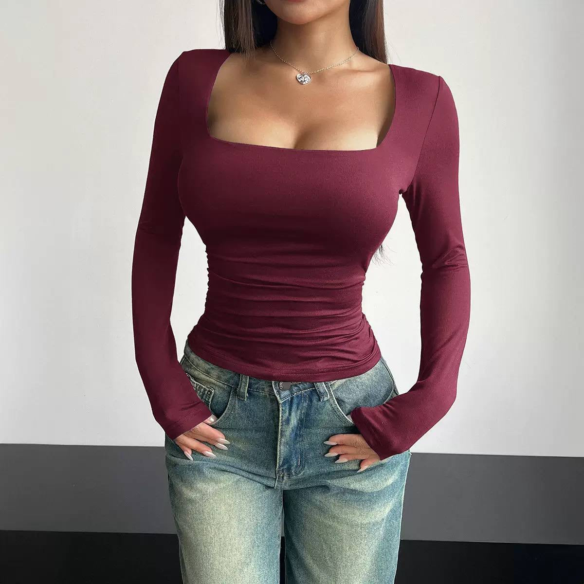 Long-Sleeved Square-Neck Top With an Understated Fitted Cut – Burgundy